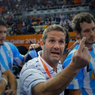 Eduardo Gallardo, der charismatische Trainer der argentinischen Nationalmannschaft hat viel vor und einige Tipps für uns parat